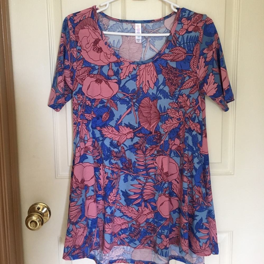 LuLaRoe Perfect T